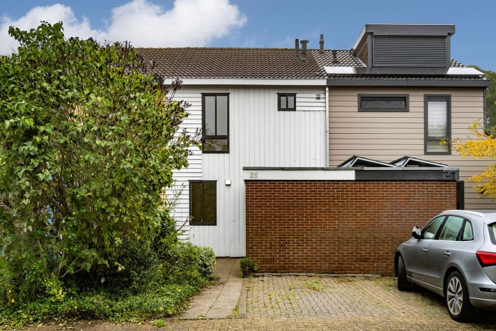 Bekijk foto 1/31 van house in Weesp