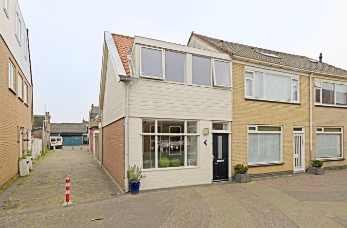 Bekijk foto 1/22 van house in Den Helder