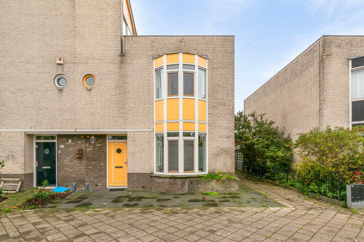 Bekijk foto 1/30 van house in Hoofddorp