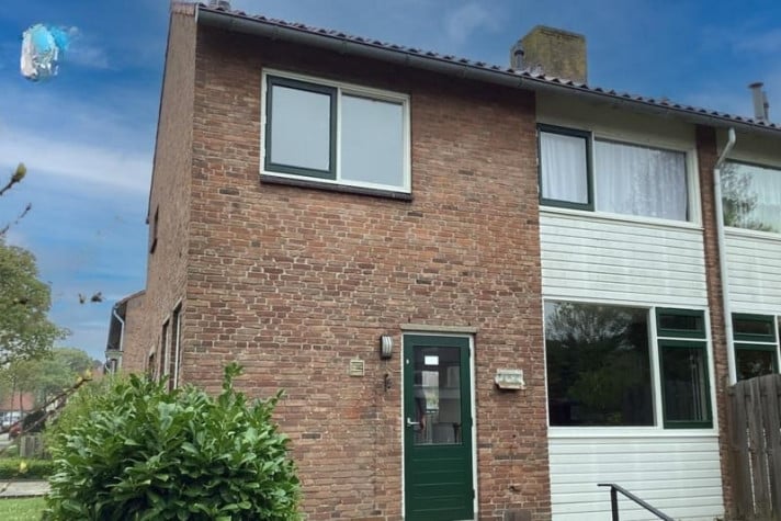 Bekijk foto 1/8 van house in Dordrecht