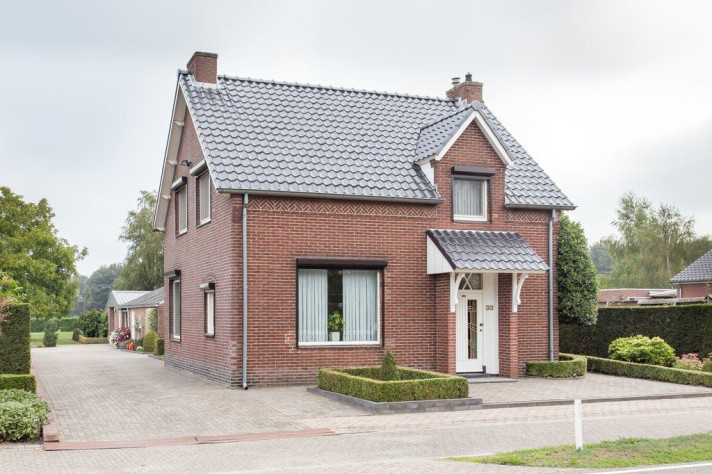 Bekijk foto 1/46 van house in Leveroy