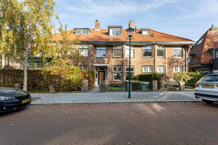 Bekijk foto 1/51 van house in Oegstgeest