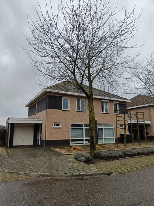 Bekijk foto 1/14 van house in Venray